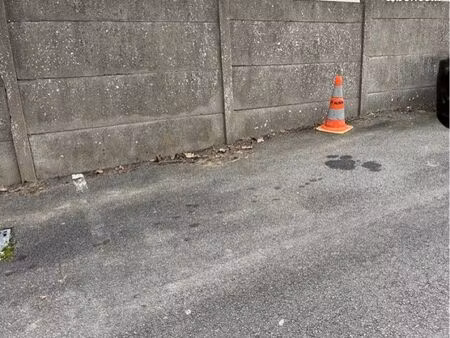 parking extérieur à louer -st marc sur mer