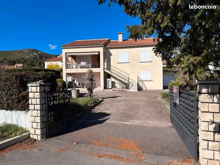 a vendre le rove 13740