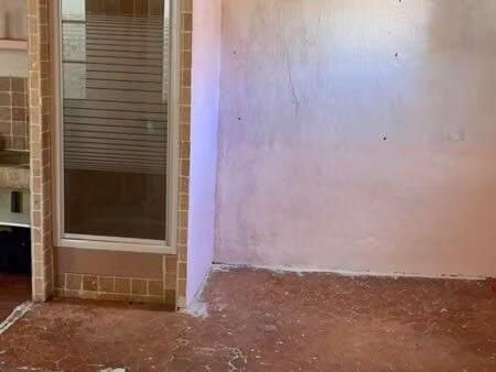 studio style ancien au vieux port