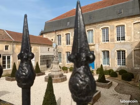 appartement t4 rénové à louer