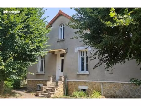 maison entre centre centre ville et one commerciale