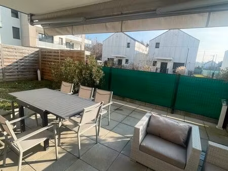barberaz - t2 44m² - jardin/terrasse - proche vru