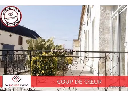 propriété 11 pièces 416 m²