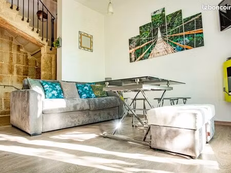 maison de ville meublée 3 niveaux 70m2 esprit loft avec balcon terrasse cave garage