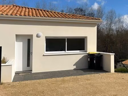 maison neuve à louer verrieres 86410