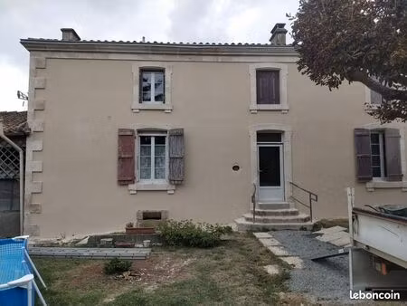 maison 20 mn de niort 130m2 700