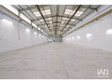 vente commerce 1600 m² ozoir-la-ferrière (77330)