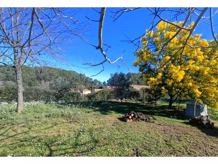 vente terrain 728 m² à le thoronet (83340)  139 000 €