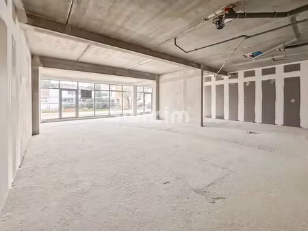 vente locaux professionnels 1 pièce 112 m² à pierrelatte (26700)  311 000 €