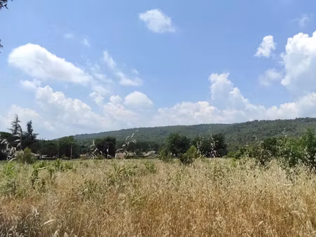 vente terrain 1264 m² à garéoult (83136)  172 000 €