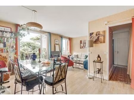 appartement 2 pièces de 52 m² à chevilly-larue