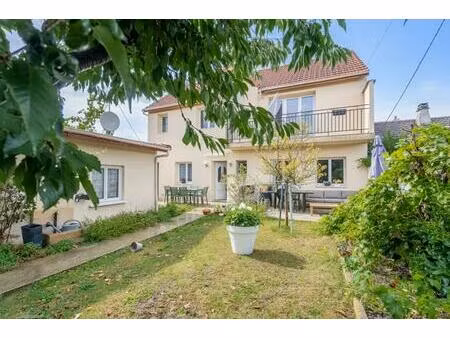 maison de 7 pièces de 175 m² située à le blanc-mesnil