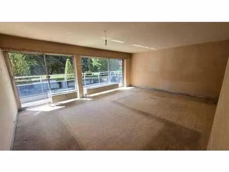 royal daring: app 3/4ch+ 2 terr.+ 2 garages disponibles