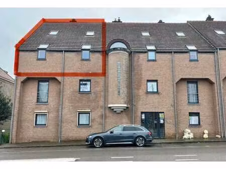 très beau duplex - 3 chambres avec emplacements parking