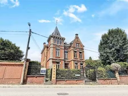 superbe maison de maitre d'exeption à usage mixte