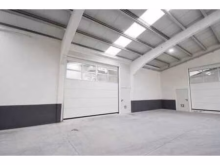 à louer : espace de stockage 109 m² – vichte