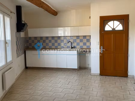 appartement 3pièce(s) 2chambre(s) 59 m² châteauneuf-de-gadagne (84470)