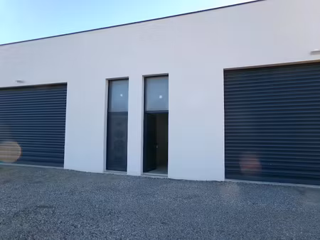 location locaux professionnels 1 pièce 155 m² à colombiers (34440)  1 400 €