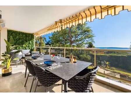 magnifique 3 pièces entièrement rénové avec terrasse vue mer - cannes croix des gardes