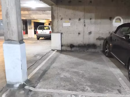 vente parking 10 m² à antibes (06600)  25 000 €