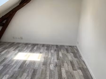 location appartement 1 pièce 19.04 m² à stains (93240)  440 €