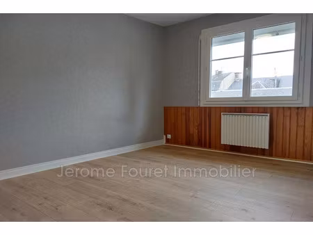 location appartement 3 pièces 68.58 m² à egletons (19300)  400 €