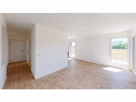 location appartement 2 pièces à montlouis-sur-loire (37270)  612 €