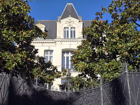 charmant appartement t3 avec parking quartier dobré à nantes