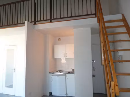appartement t1 bis duplex de 34 m2 119 rue du féretra 31400 toulouse.