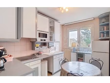 appartement rezé 64.46 m² t-3 à vendre  158 000 €