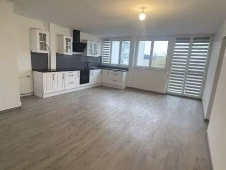 location appartement 4 pièces 70 m² à tours (37100)