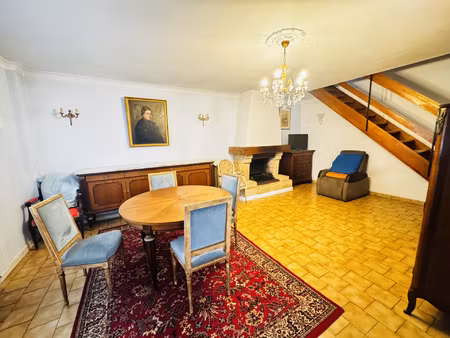 pavillon avec garage et jardin