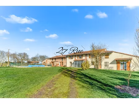 propriété d'exception à cintegabelle – 520 m² habitables