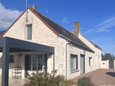 maison de bourg  proche commodités