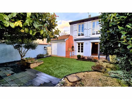 maison familiale 4 chambres avec jardin et garage quartier