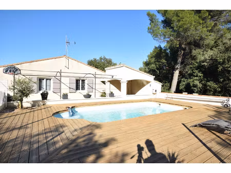 villa plain-pied 3 chambres + bureau piscine terrain 935 m2
