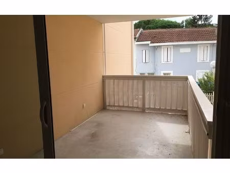 location appartement  m² t-3 à dax  674 €