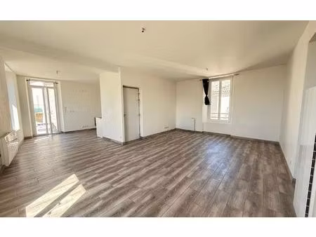 location appartement  m² t-3 à monêtier-allemont  690 €