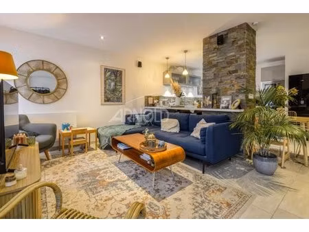 couëron centre - maison de ville 78 m2 entièrement rénovée