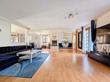 maison 6 pièces 165m² sur sous-sol total proche provins