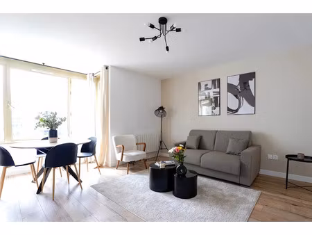 location appartement 2 pièces 49.61 m² à levallois-perret (92300)  2 500 €
