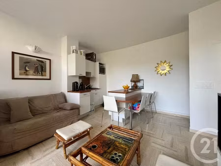 location meublée appartement 2 pièces 32.42 m² à mandelieu-la-napoule (06210)  752 €