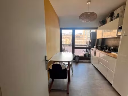 location locaux professionnels 2 pièces 22 m² à marseille 6ème (13006)  740 €
