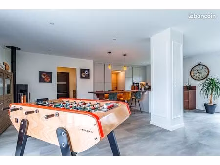 propriété 7 pièces 187 m²
