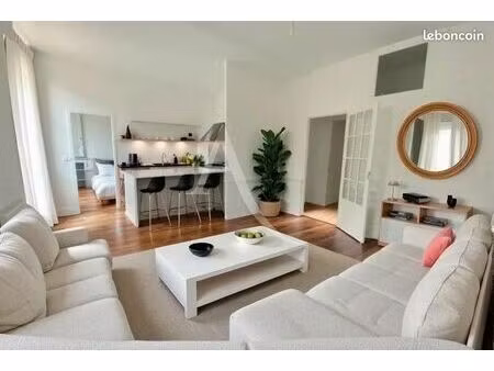 studio 2 pièces 46 m²