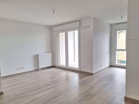 location appartement 2 pièces à saint-malo (35400) : à louer 2 pièces / 41m² saint-malo