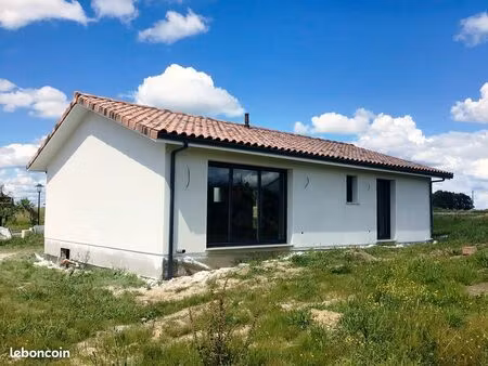 maison 3 pièces 80 m²
