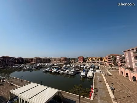 port arianne lattes.appartement t2+stationnement privé+terrasse vue port