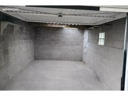 garage à louer