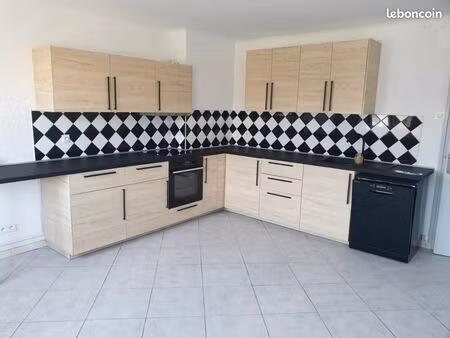 loue maison mitoyenne f4+